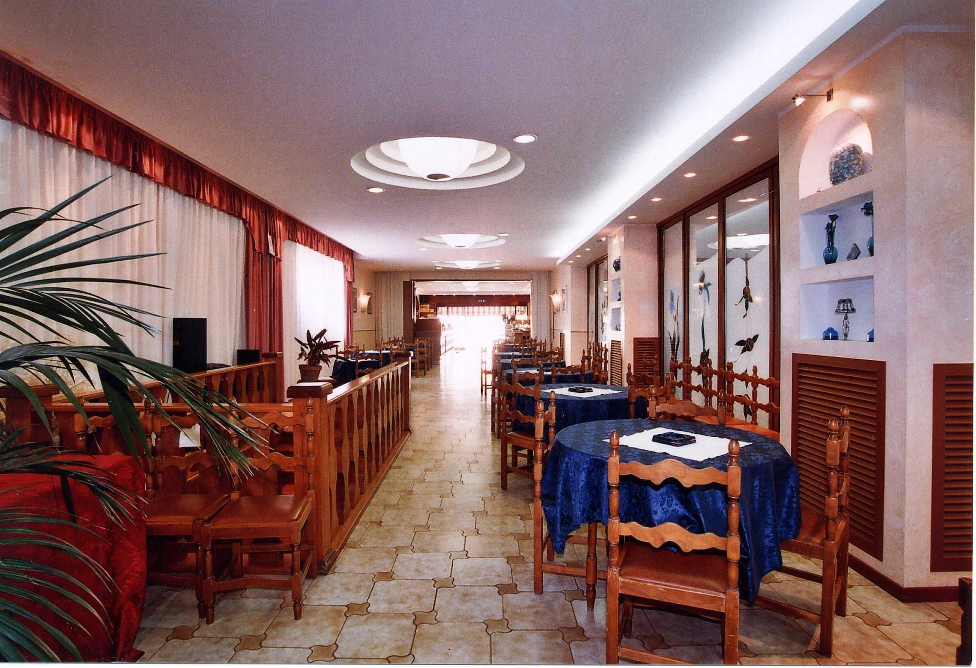 Hotel Marrani Ronta Dış mekan fotoğraf