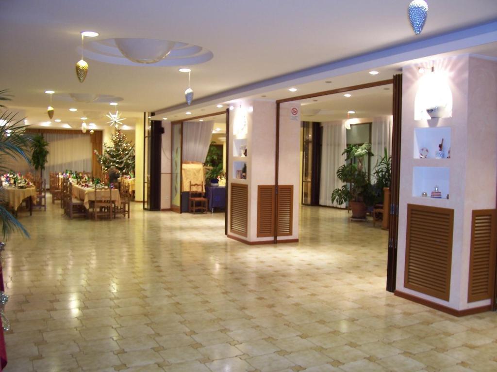 Hotel Marrani Ronta Dış mekan fotoğraf